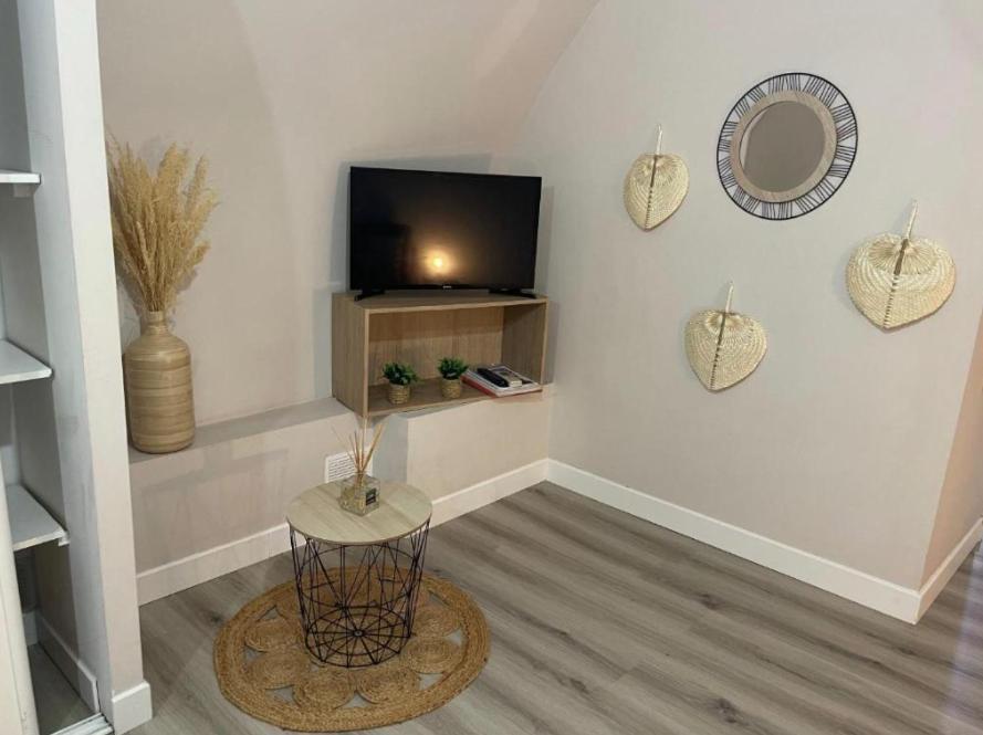 Mistral Gagnant Apartment Cassis Bagian luar foto