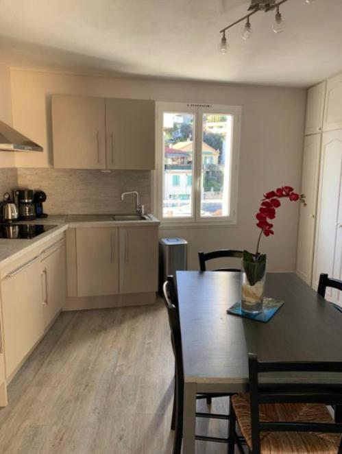 Mistral Gagnant Apartment Cassis Bagian luar foto